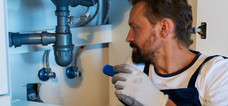 mosogató szifon bekötése utáni ellenőrzés